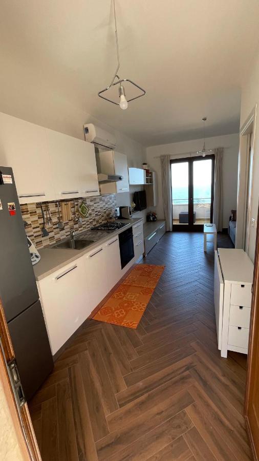 Baia Aurora Villa Letojanni Buitenkant foto